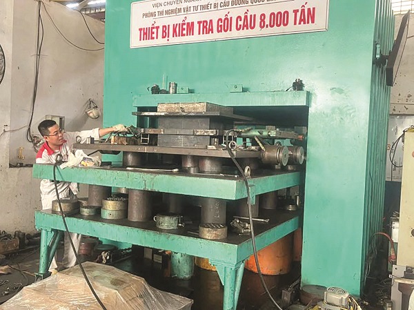 Z175 làm chủ công nghệ sản xuất gối cầu cao su kỹ thuật cao